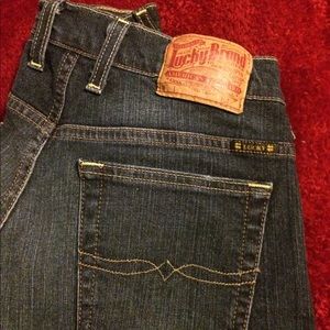 Med blue lucky brand jeans